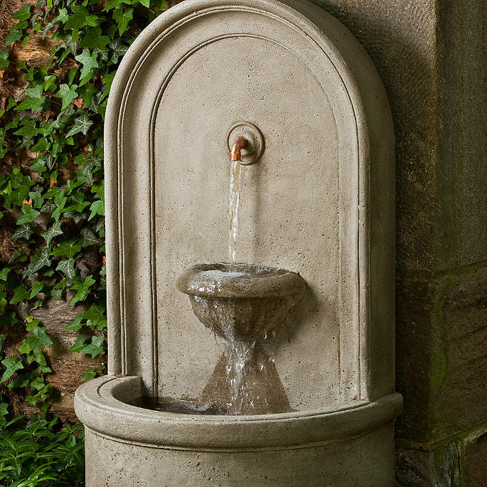 Colanna Fountain
