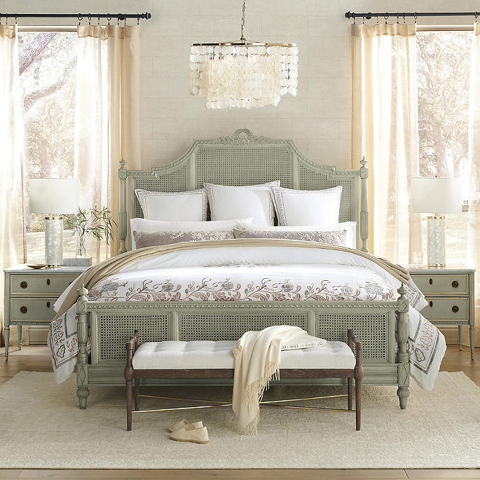 Beauvier/Etienne Bedroom Set in French Patina