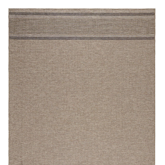 Delsie Indoor/Outdoor Rug