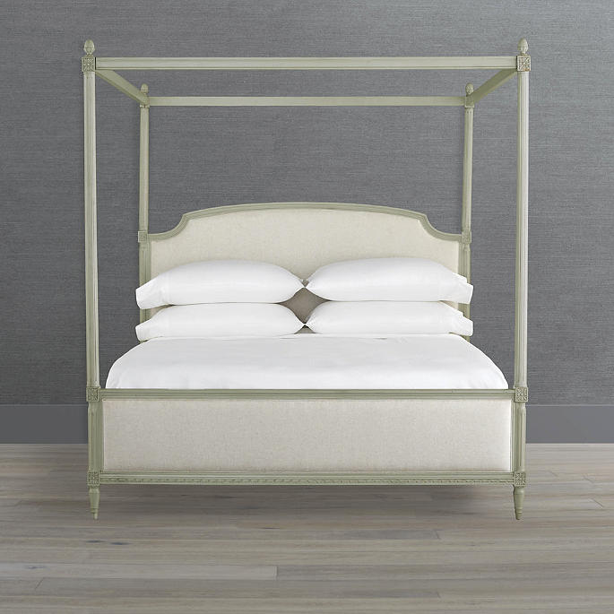 Etienne Canopy Bed