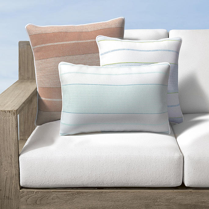 Carlo Indoor/Outdoor Pillow