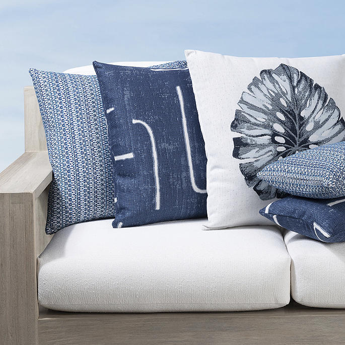 Isla Indoor/Outdoor Pillow Collection by Elaine Smith