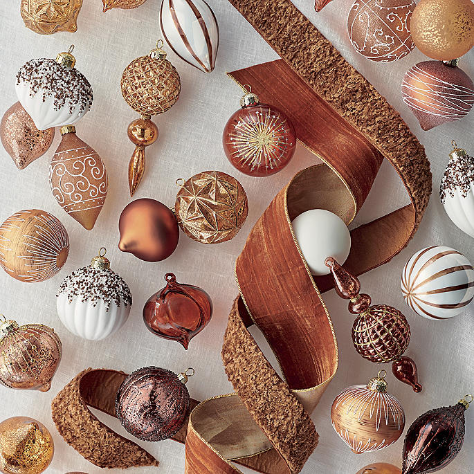 Ginger Snap Grandeur Ornament Collection