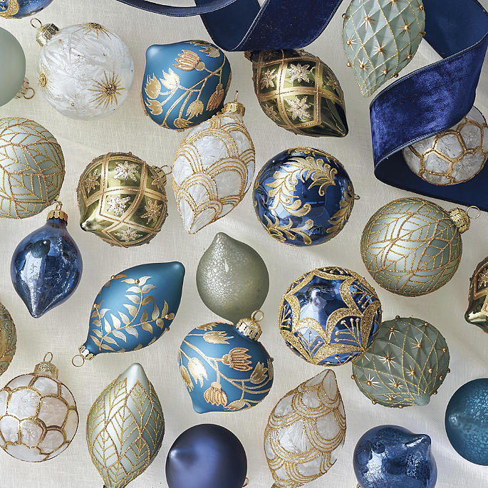 Moonlit Merriment Ornament Collection