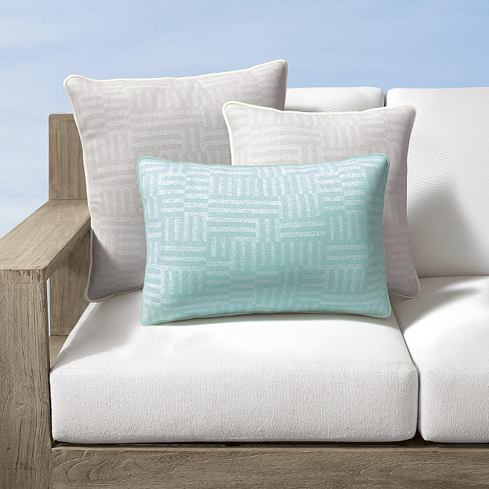 Porto Grid Indoor/Outdoor Pillow
