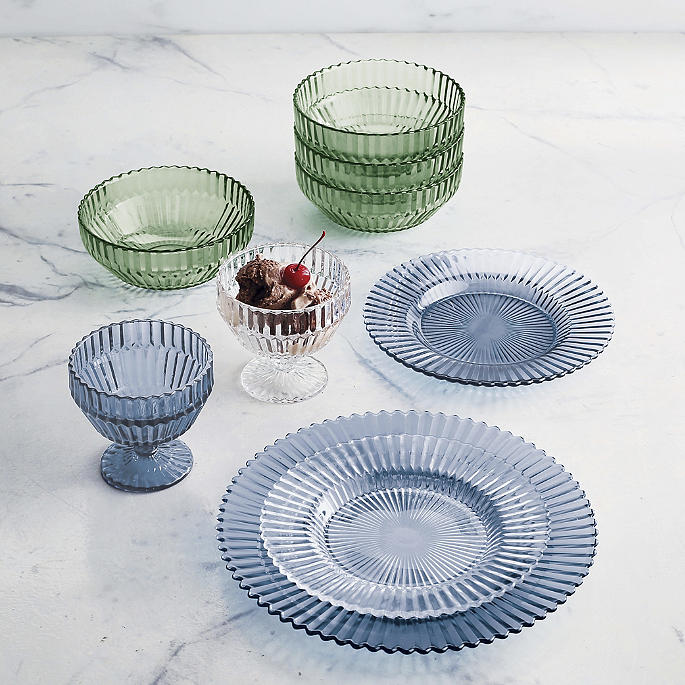 Archie Dinnerware Collection