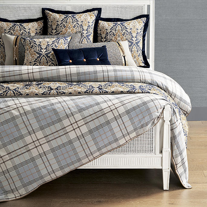 Arthur Bedding Collection