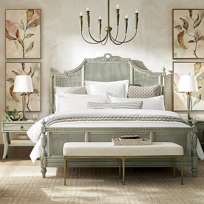 Beauvier Bedroom Set in French Patina